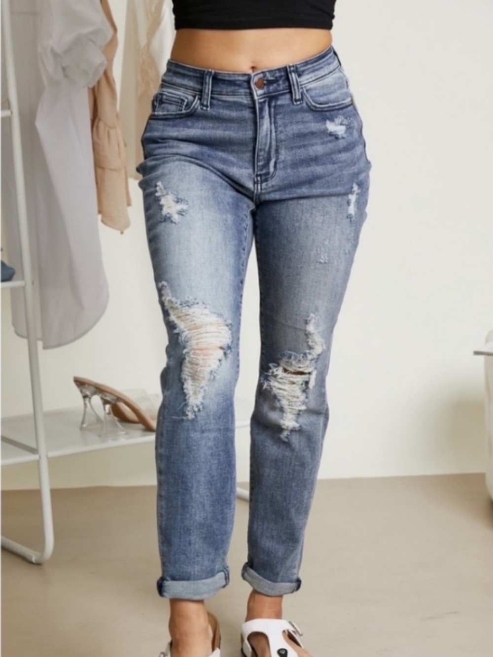 Judy Blue High Waist Boyfriend Fit Jeans Destructed Distressed 9/29 JB82332DK